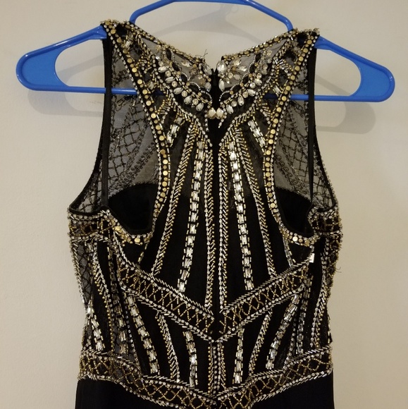 Dress - Picture 2 of 5